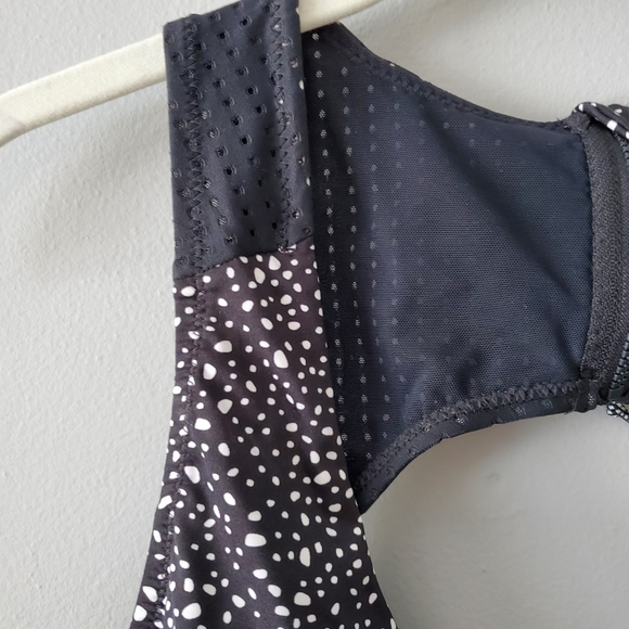 NIKE Women's Water Dots Keyhole One-Piece Swimsuit Black & White Size XL NWT $92 - Picture 5 of 16